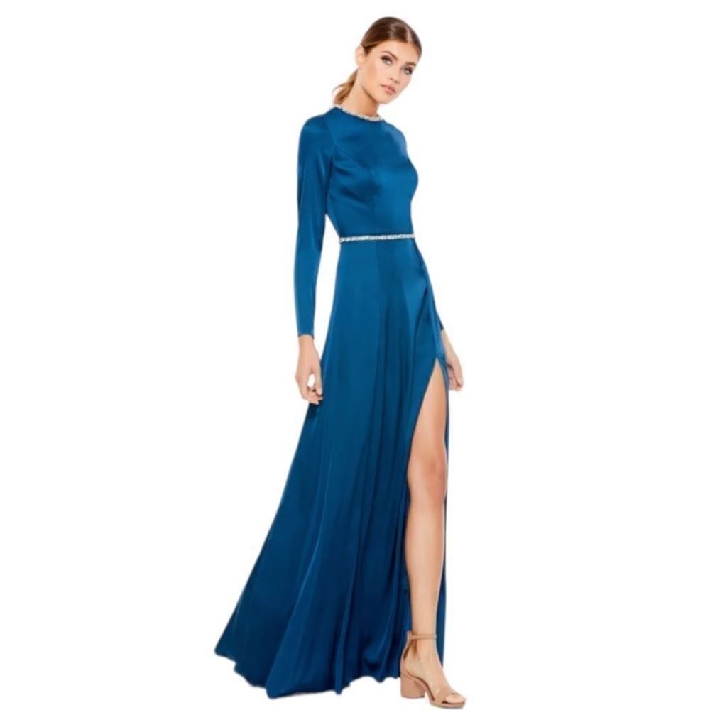 Mac Duggal Long sleeve Jewel Trimmed Sapphire gown Sz 10 NWT - Picture 11 of 11
